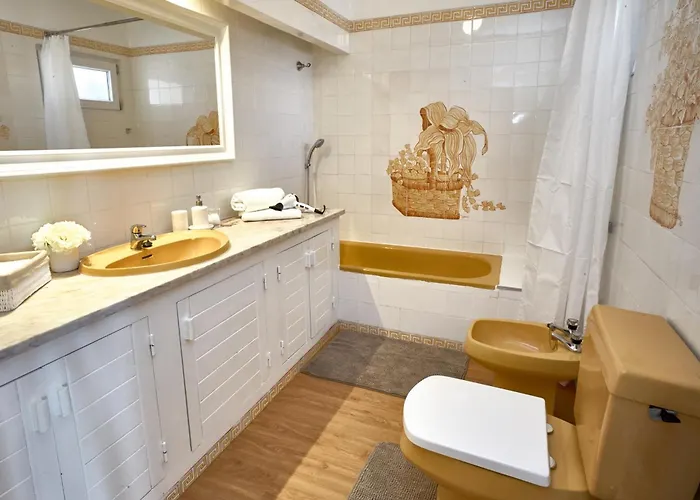 펜션 E&m House Aldeamento Do Levante I *